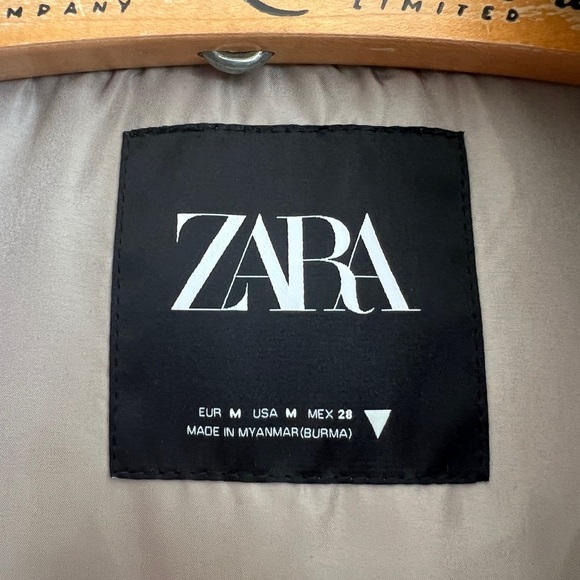 🏷️ SOLD • ZARA • Faux Leather Puffer Vest in Gray Marl • Medium - Picture 10 of 13